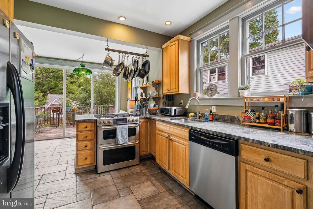 Additional image 19 of 254 Park Avenue, Takoma Park, MD 20912