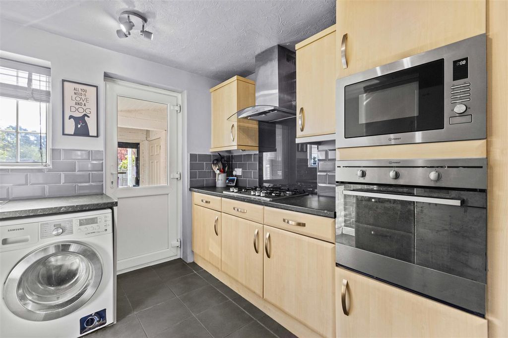 Additional image 5 of 3 bed terraced house for saleCarroll Crescent, Ascot SL5