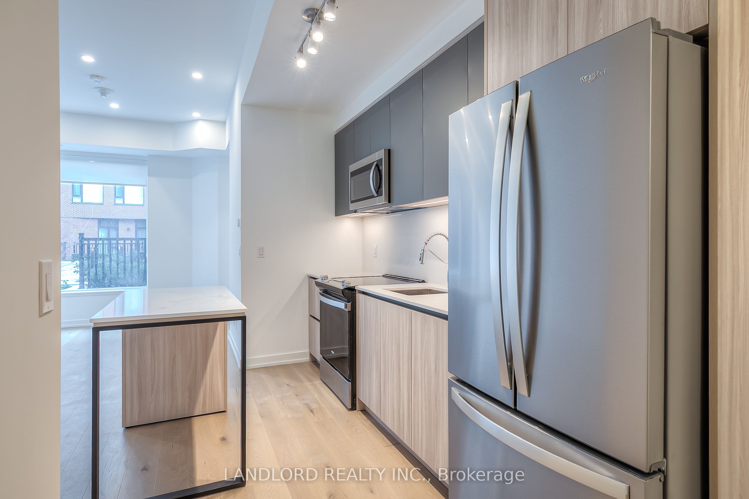 Additional image 5 of 109-15 Maryport Avenue, Toronto, ON, M3M 0E1