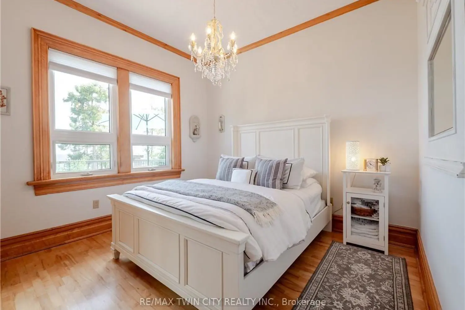 Additional image 11 of 504617 Grey Road 1
