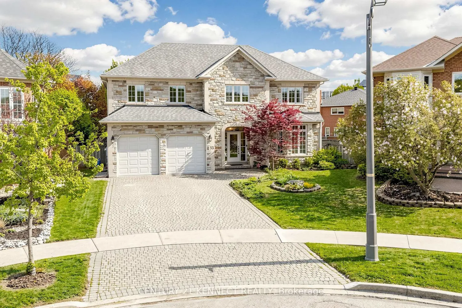 53 Grenadier Crescent