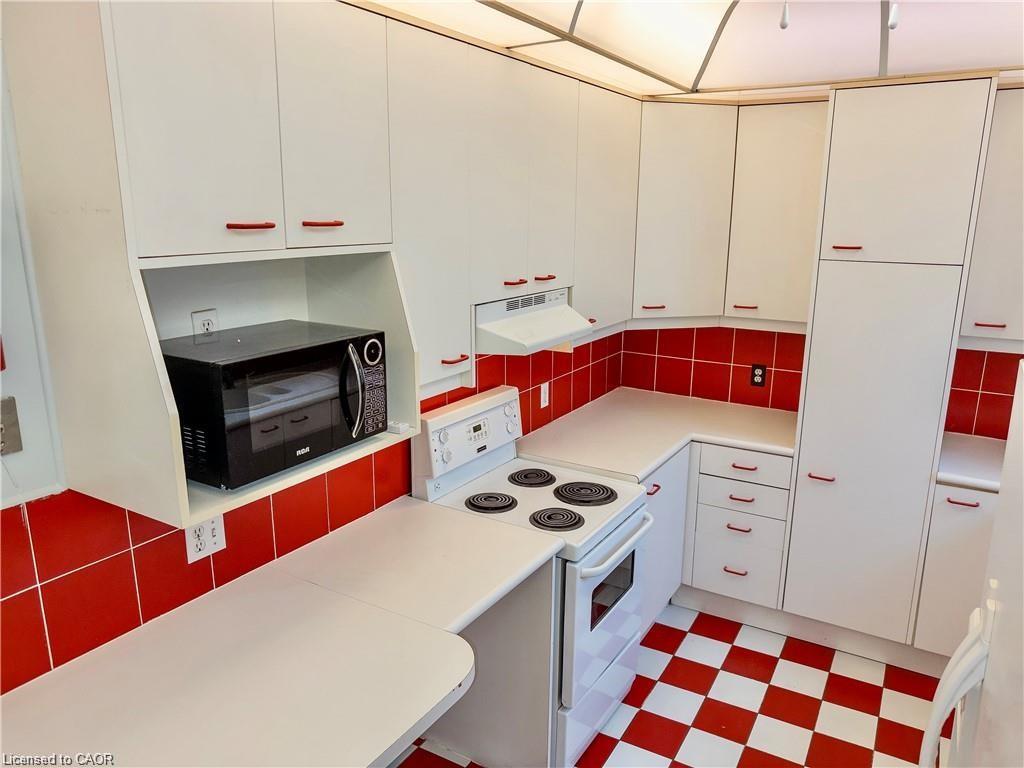 Additional image 3 of 2-255 Main Street W, Hamilton, ON, L8P 1J5