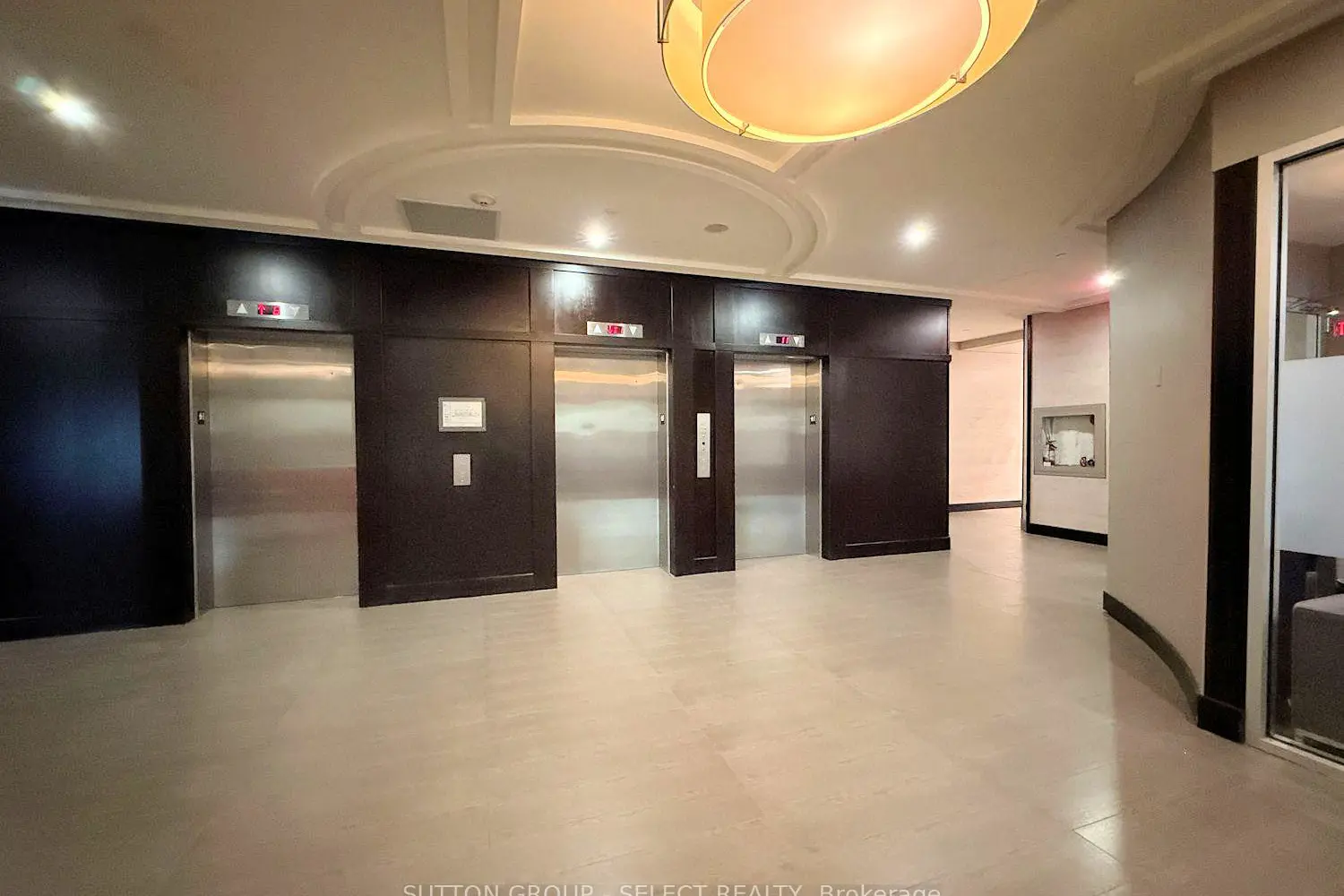 Additional image 5 of 1235 Richmond Street 1606