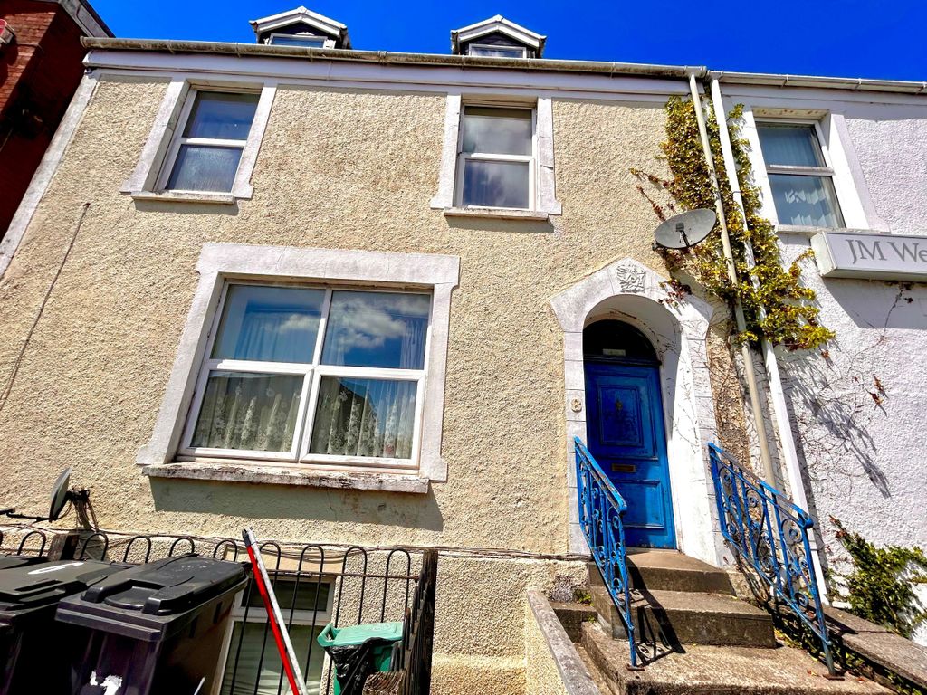 1 bed flat to rentFlat 7, London Road, Neath SA11