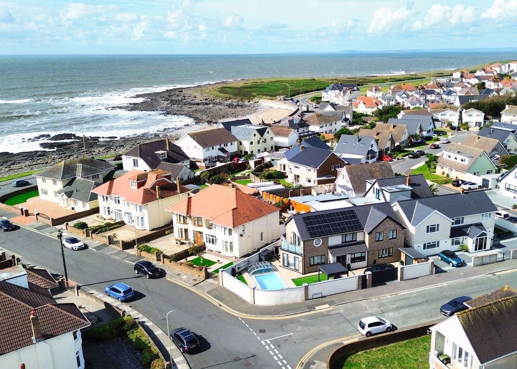 Additional image 2 of 4 bed detached house for saleCarlton Place, Porthcawl CF36