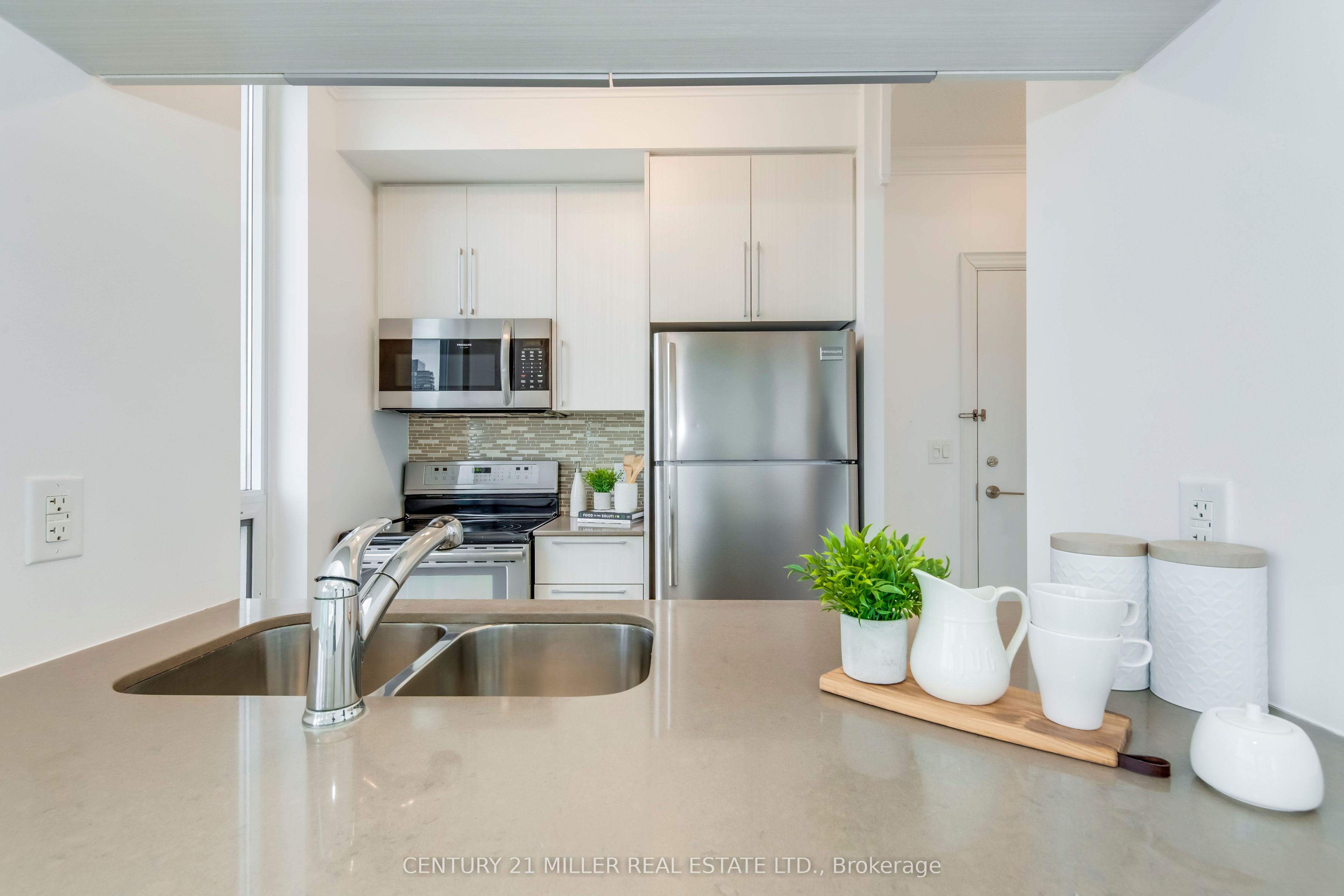 Additional image 6 of 2002-16 Brookers Lane, Toronto, ON, M8V 0A5