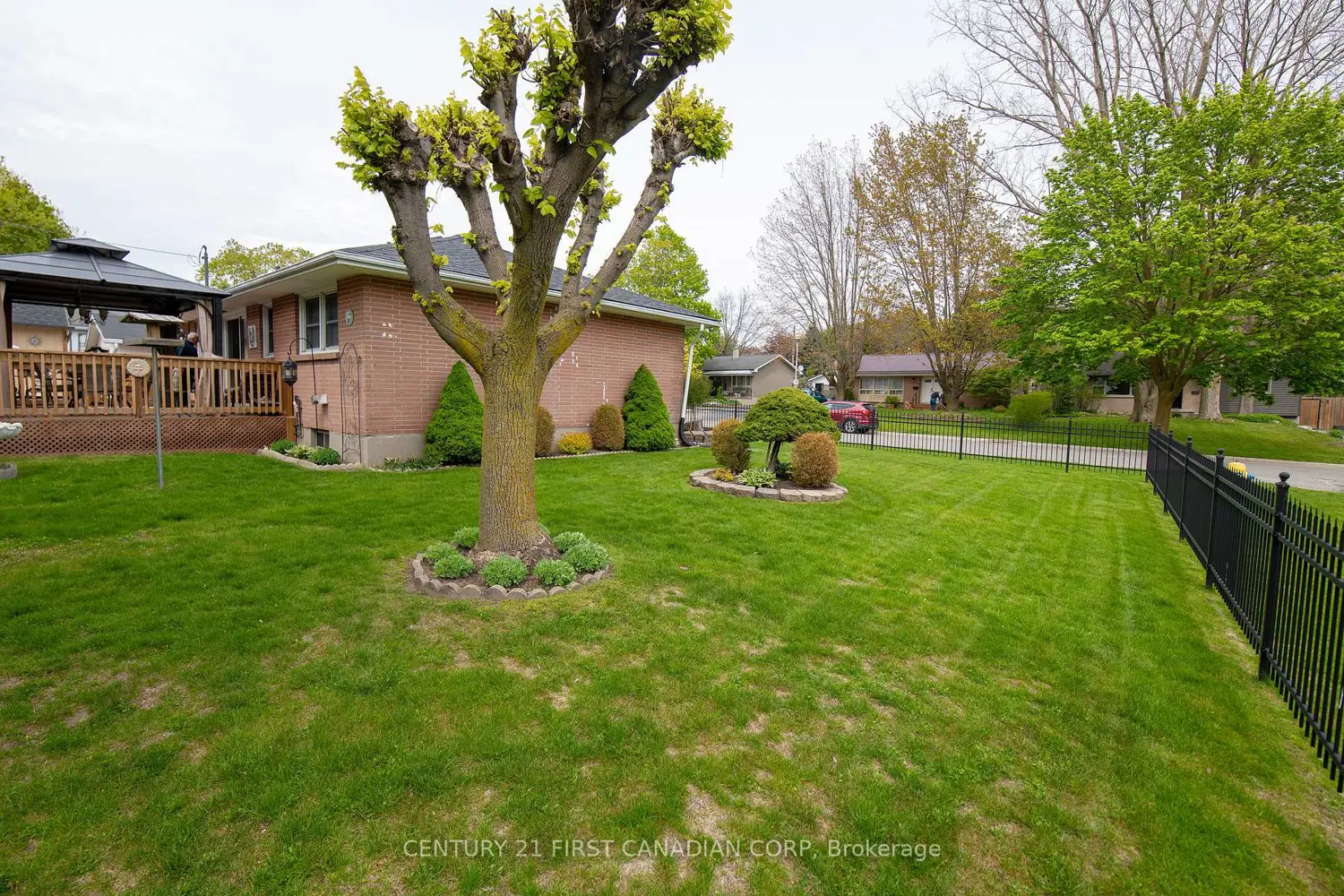 Additional image 18 of 45 Manitoulin Drive