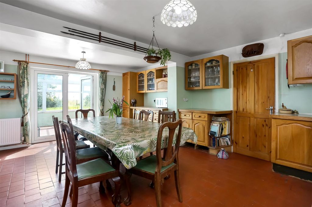 Additional image 4 of 4 bed detached house for saleHattingley Road, Medstead, Alton GU34