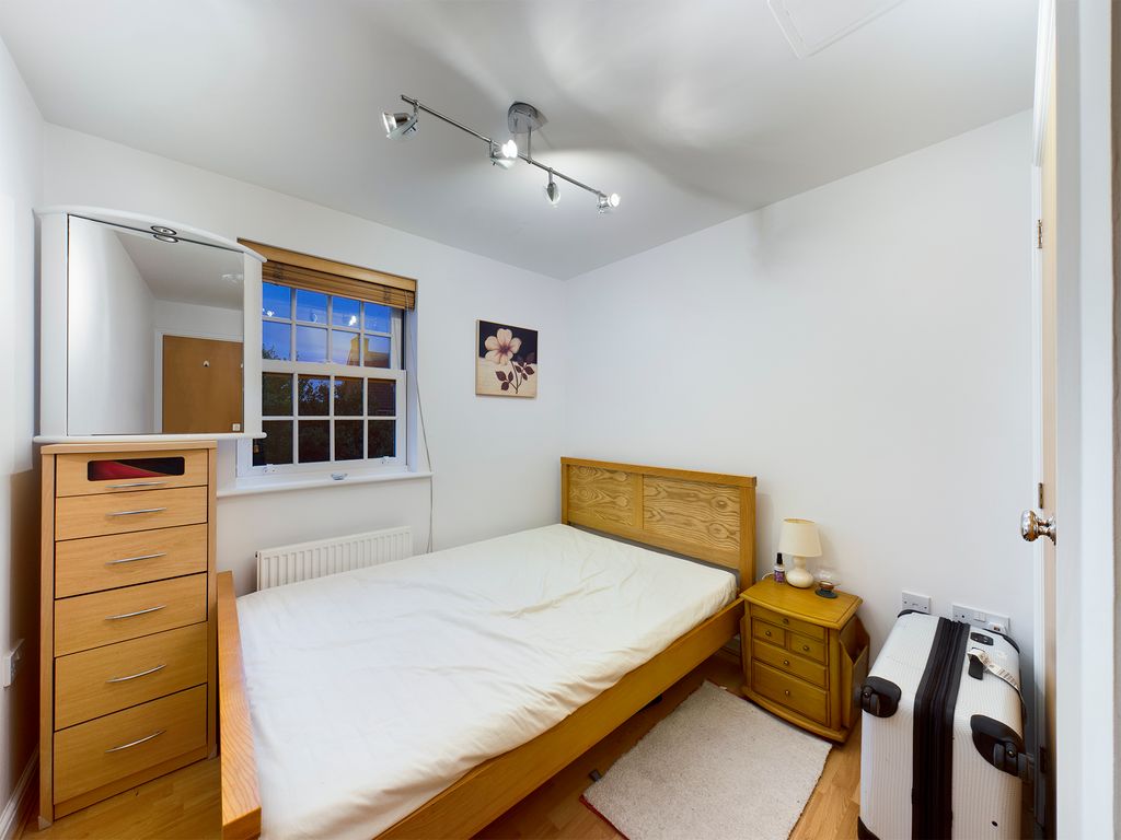 Additional image 8 of 2 bed flat to rentEastgate Mews, Brighton Road, Horsham, West Sussex RH13