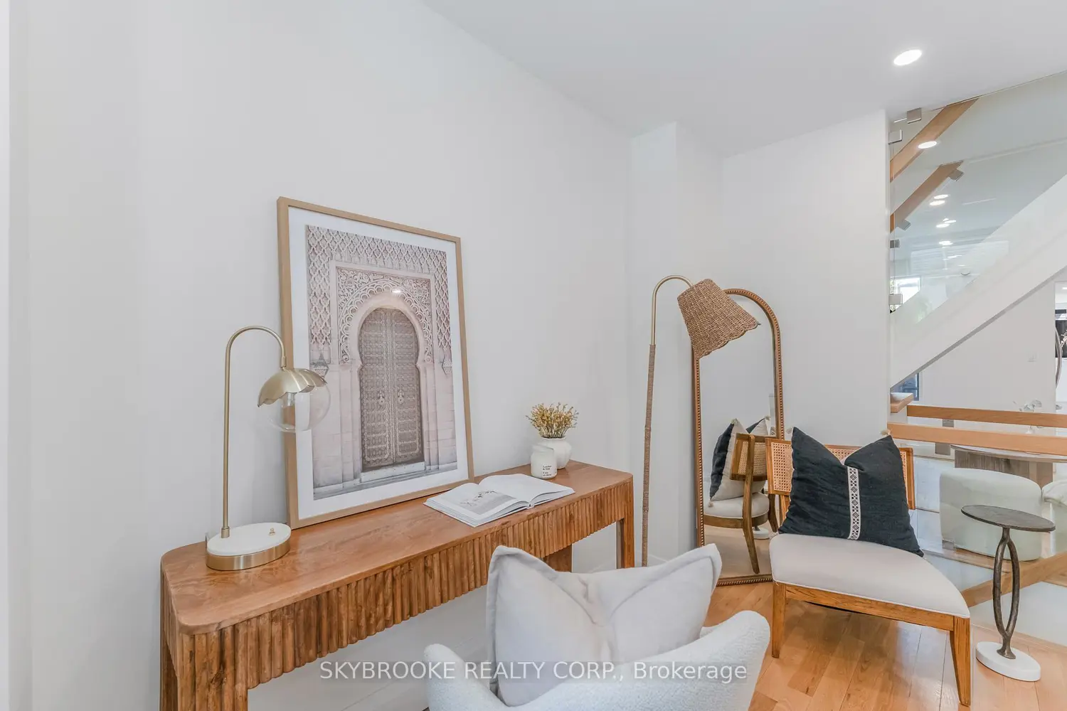 14 Whitaker Avenue photo 4