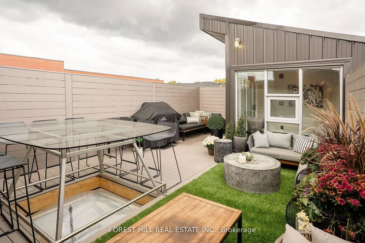 Additional image 14 of 326 Carlaw Avenue 123