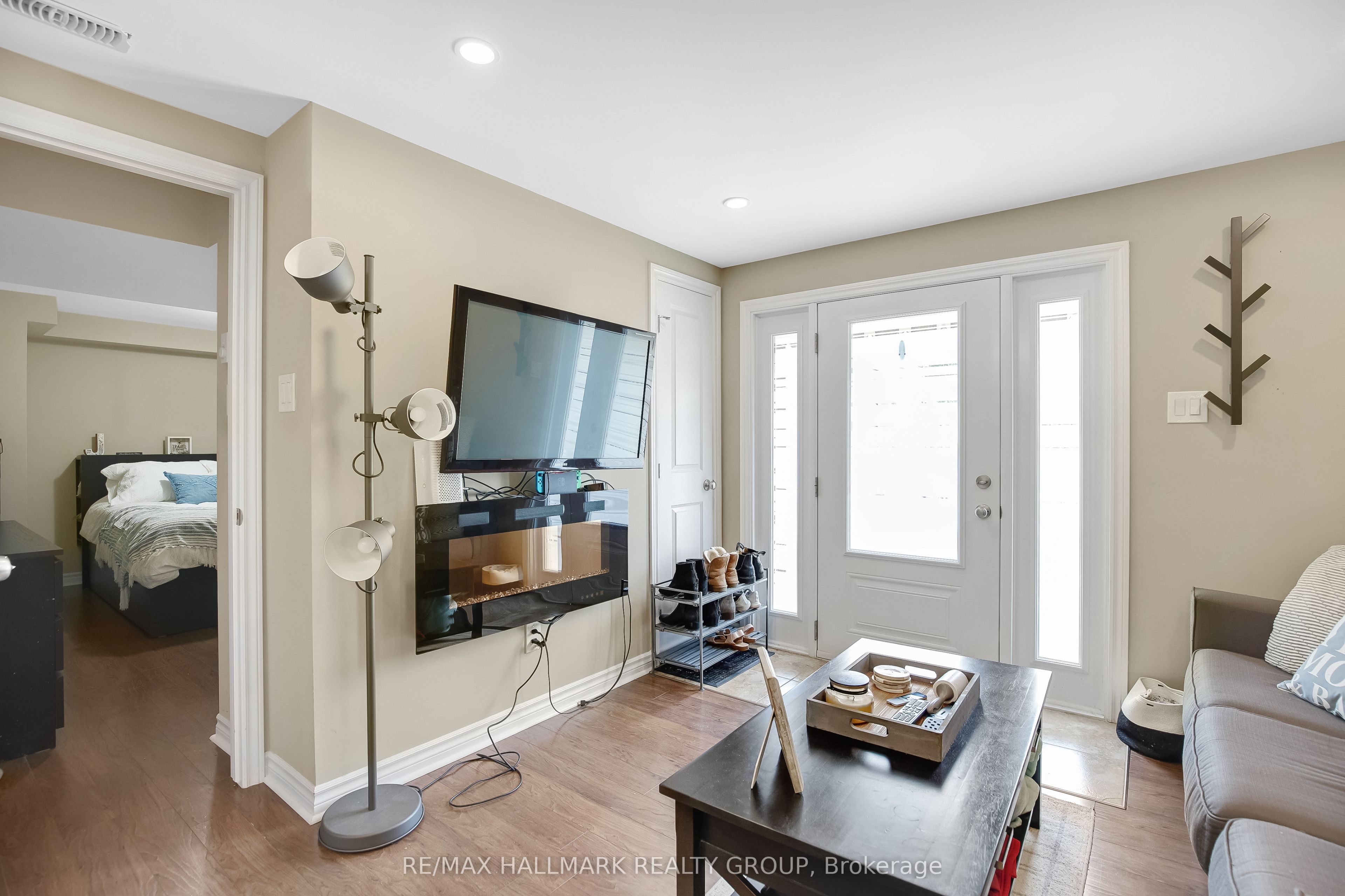 Additional image 3 of 2-3407 Woodroffe Avenue, Ottawa, ON, K2G 7A1