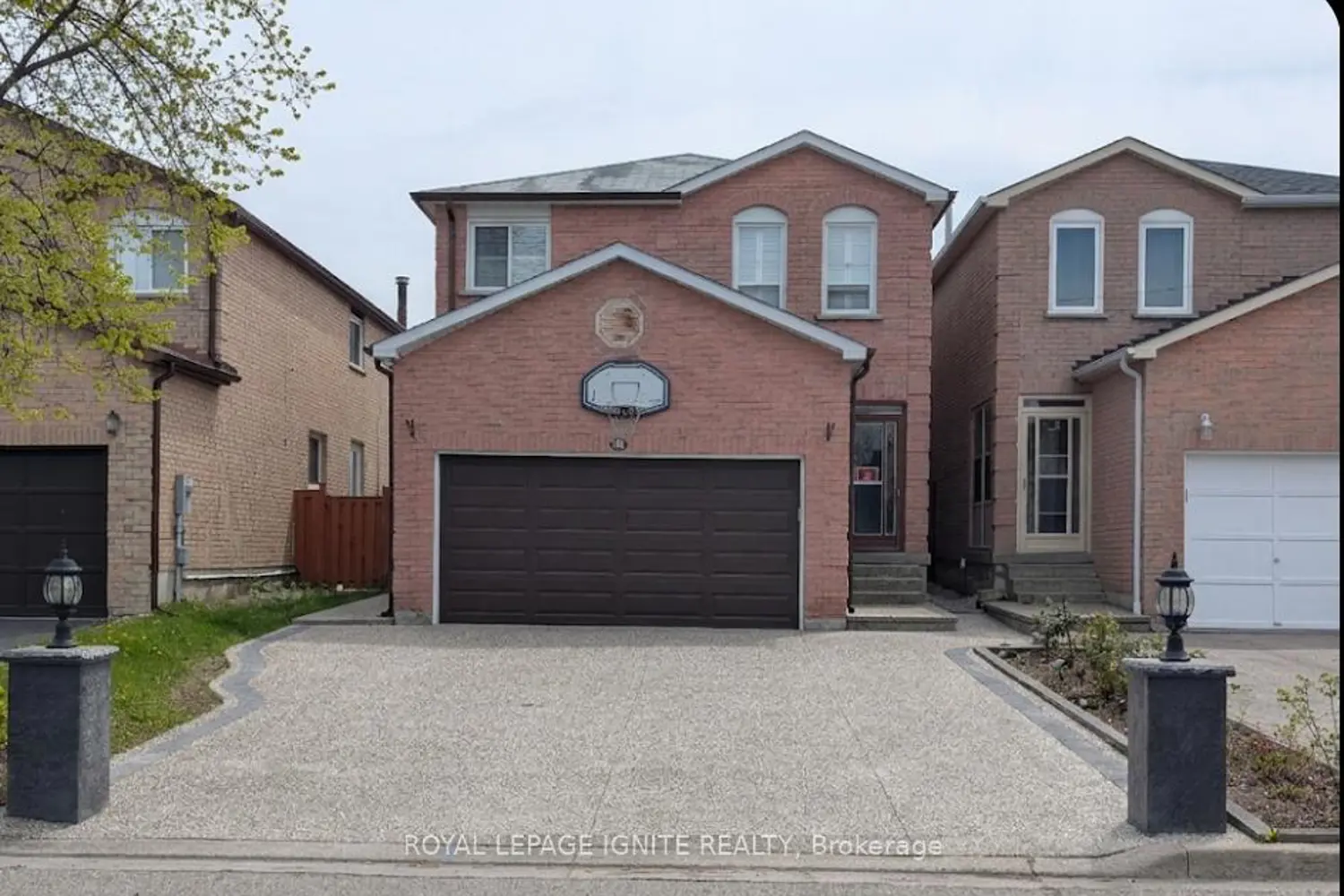 98 Chloe Crescent