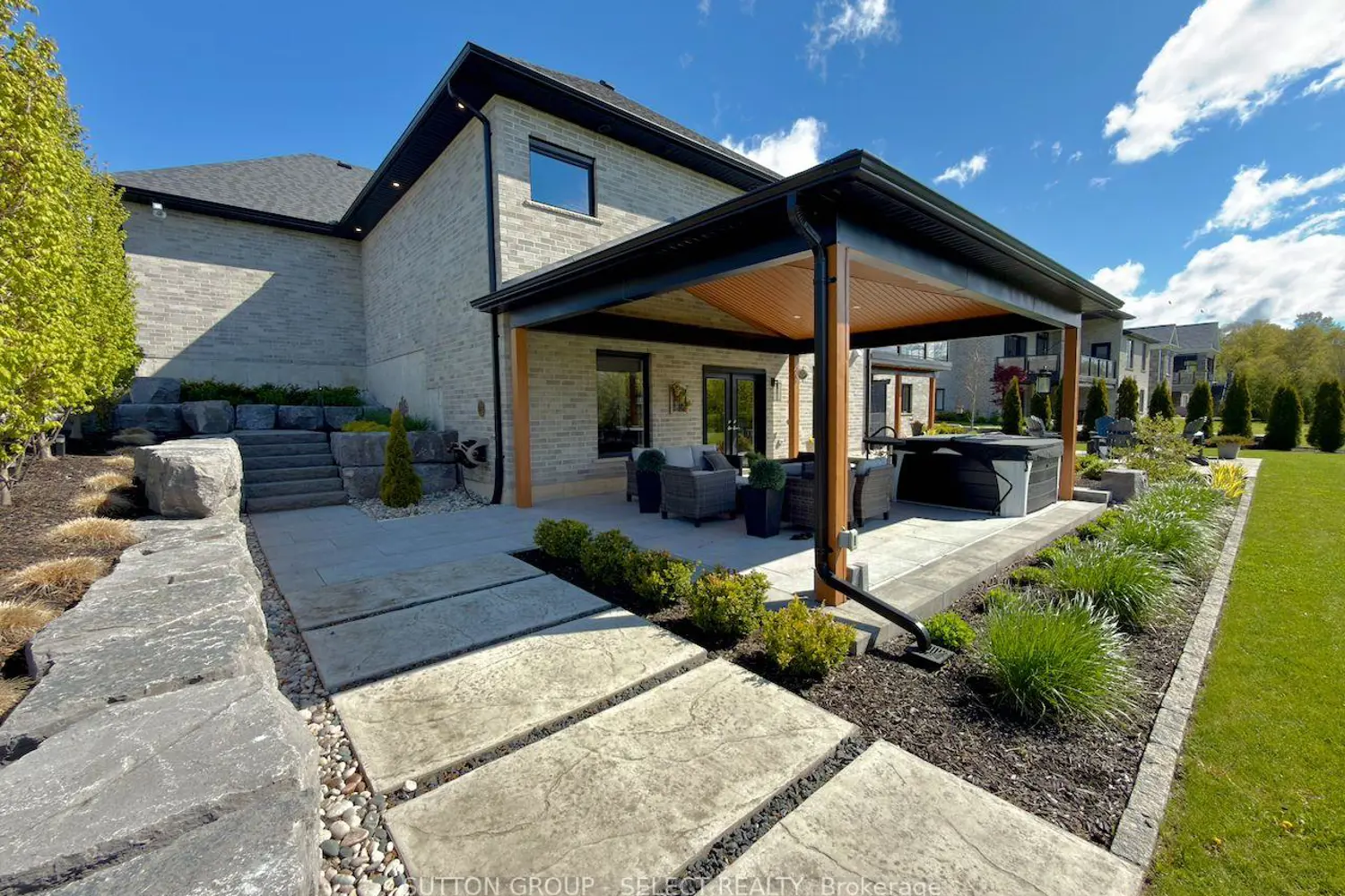 Additional image 7 of 276 Hazelton Lane