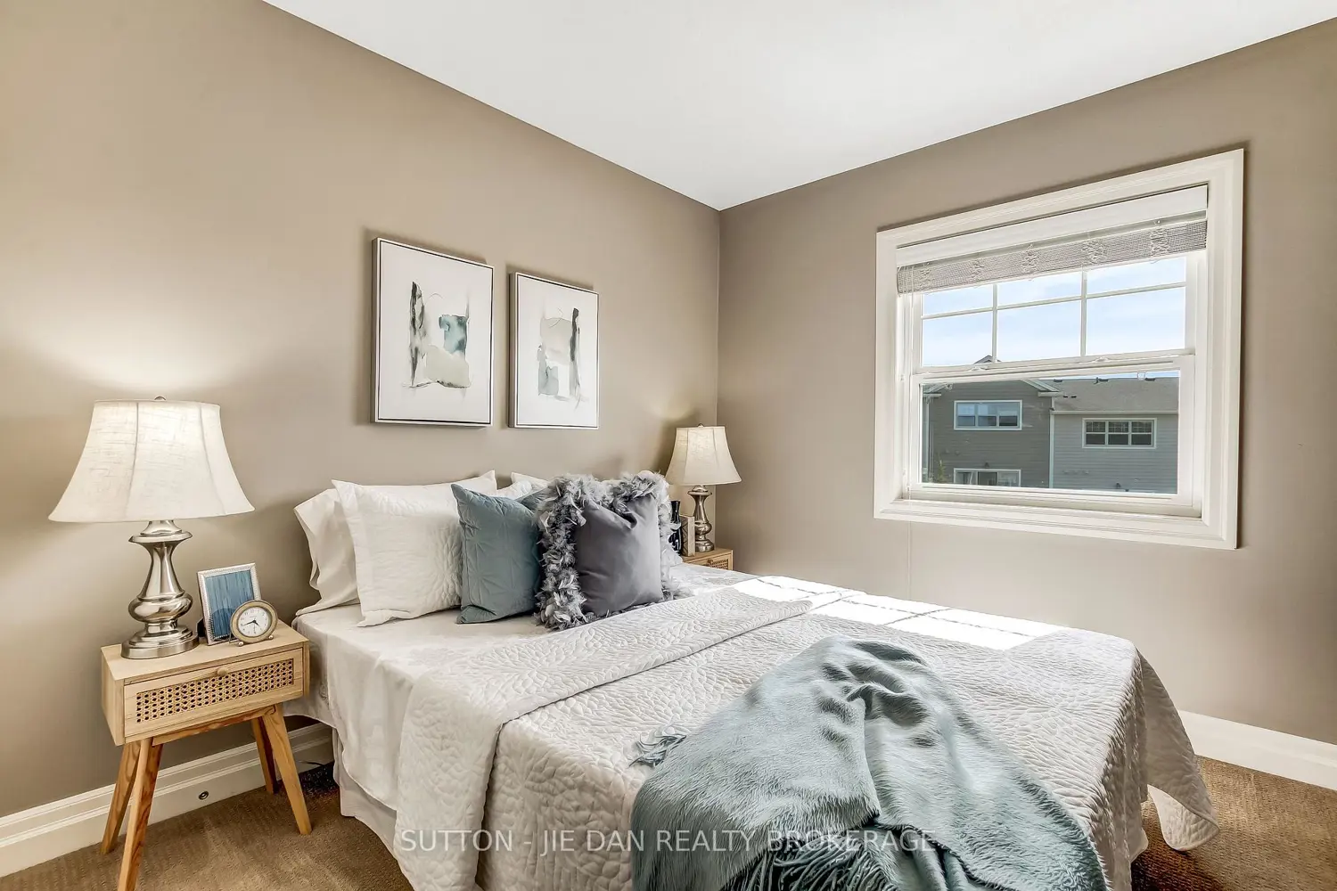 Additional image 10 of 1850 Beaverbrook Avenue 9
