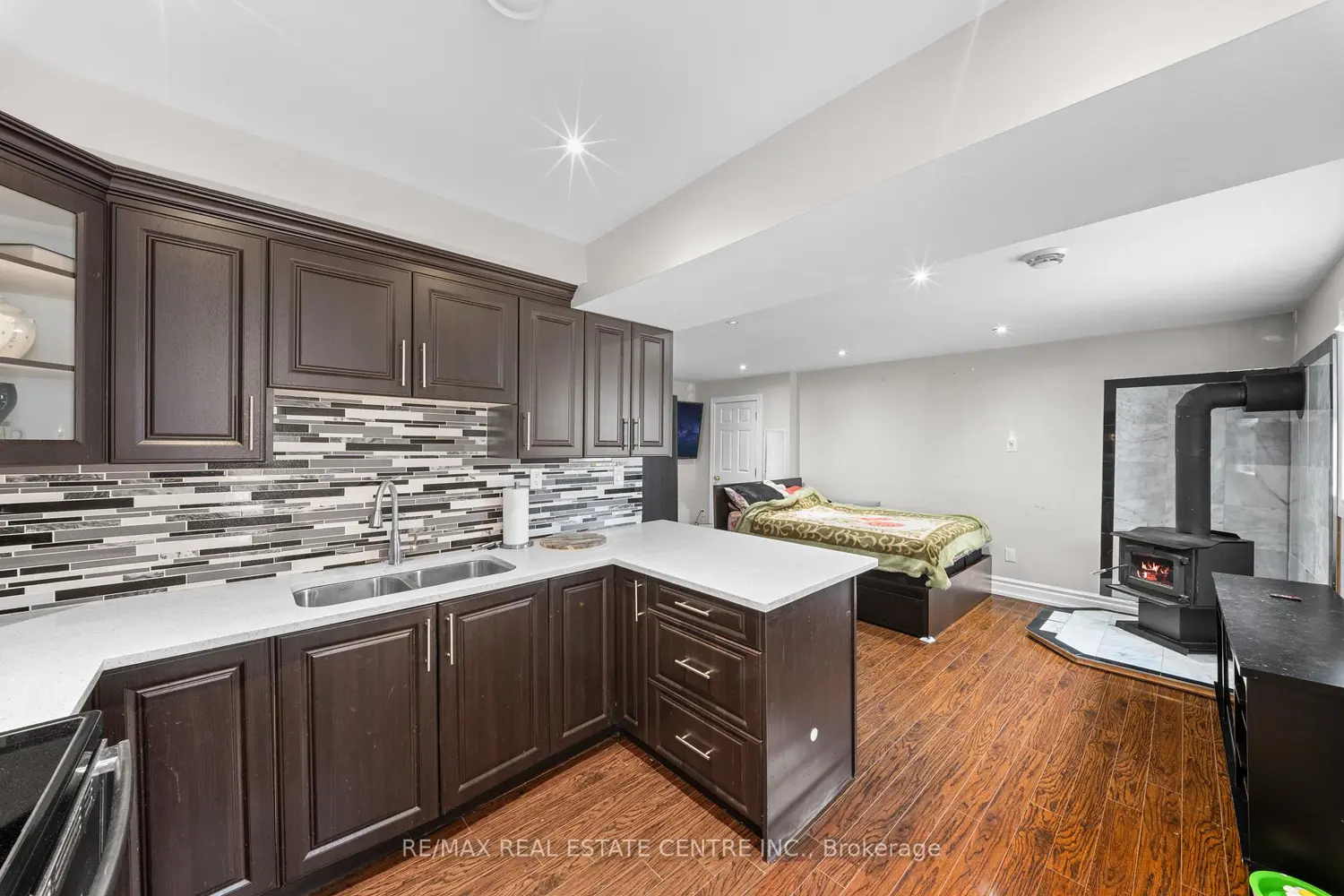 Additional image 17 of 22 Glen Echo Court
