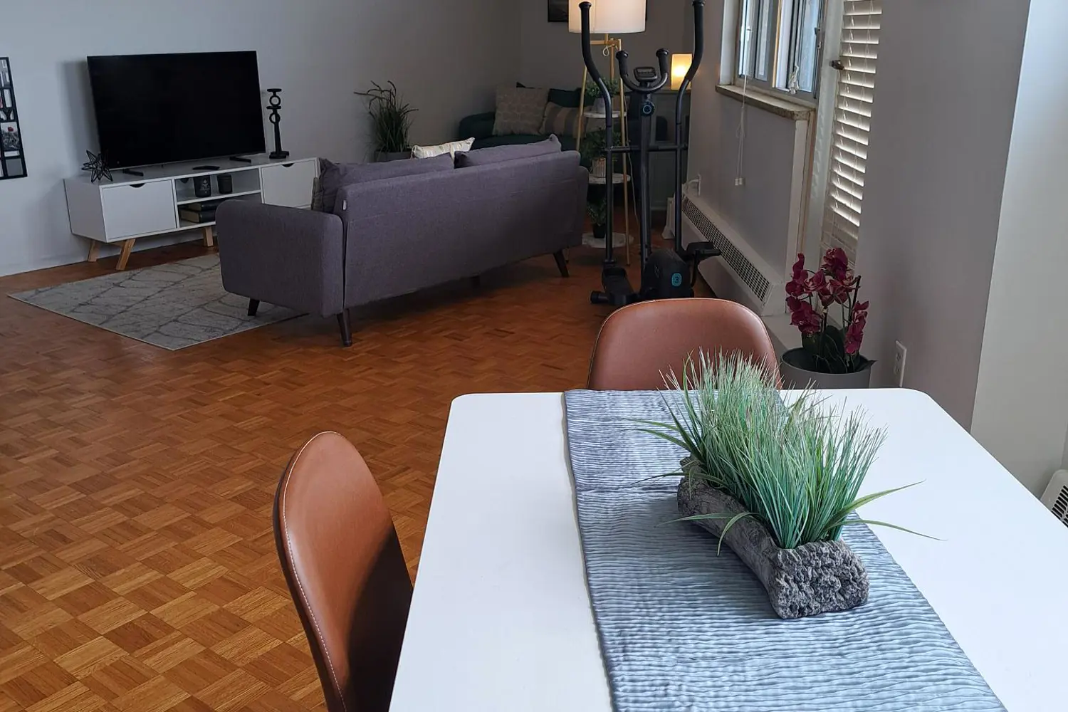 Additional image 8 of 212 Kerr Street 909