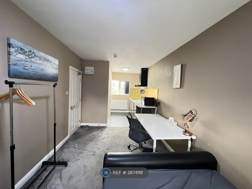 6 bed shared accommodation to rentCharter Avenue, Coventry CV4 photo 5