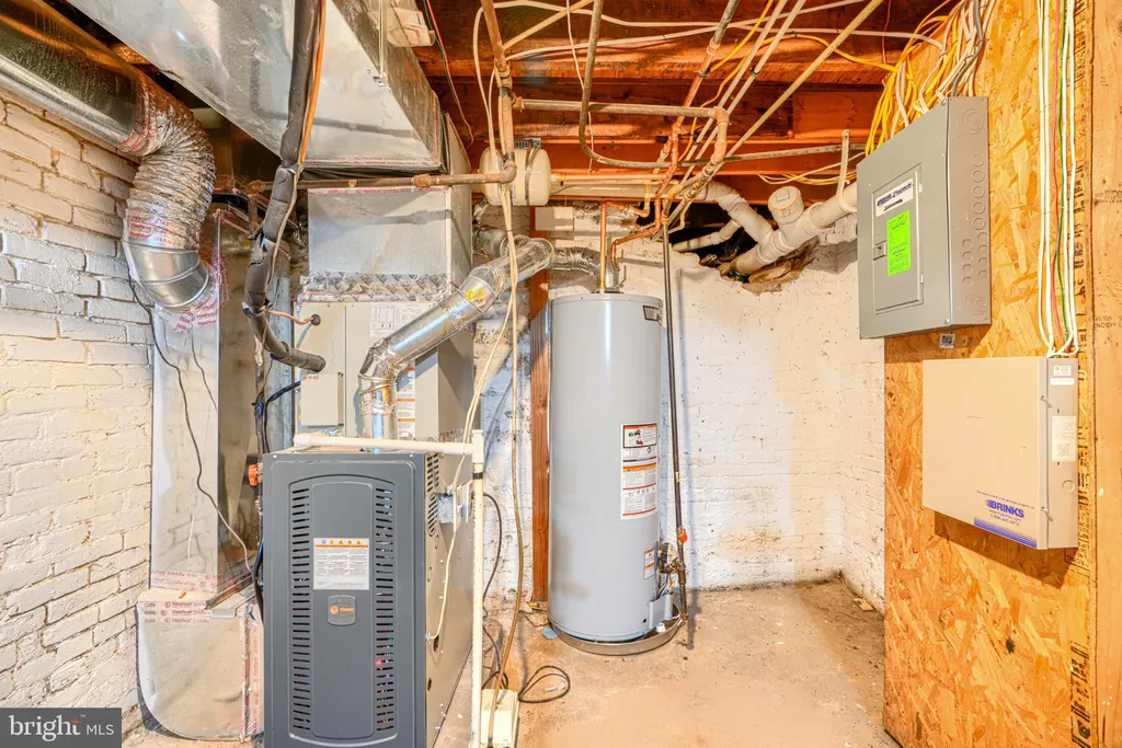Additional image 41 of 11 W West Street, Baltimore, MD 21230