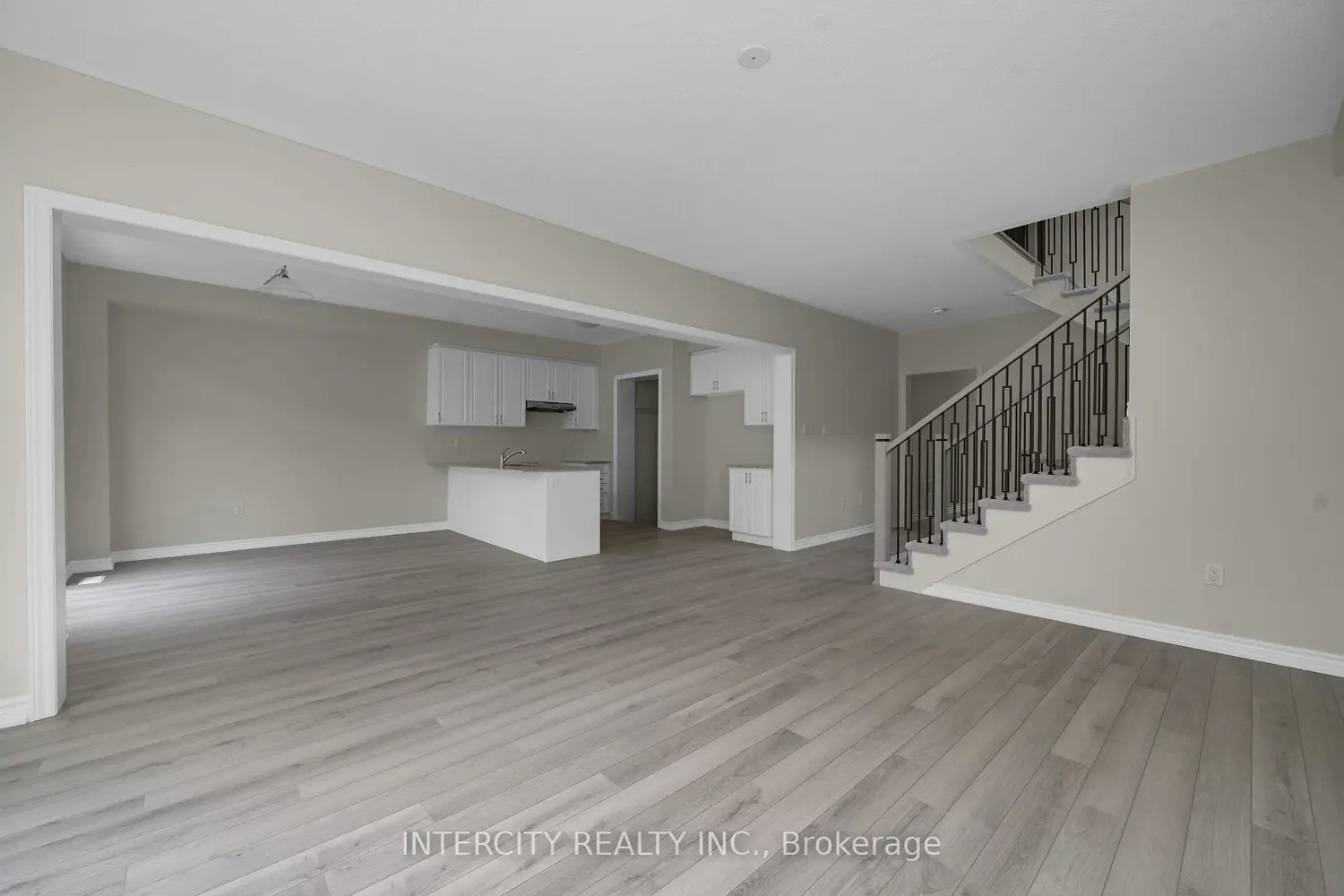 Additional image 6 of 74 Molozzi Street