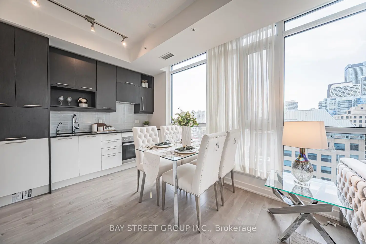30 Nelson Street 1502 photo 2