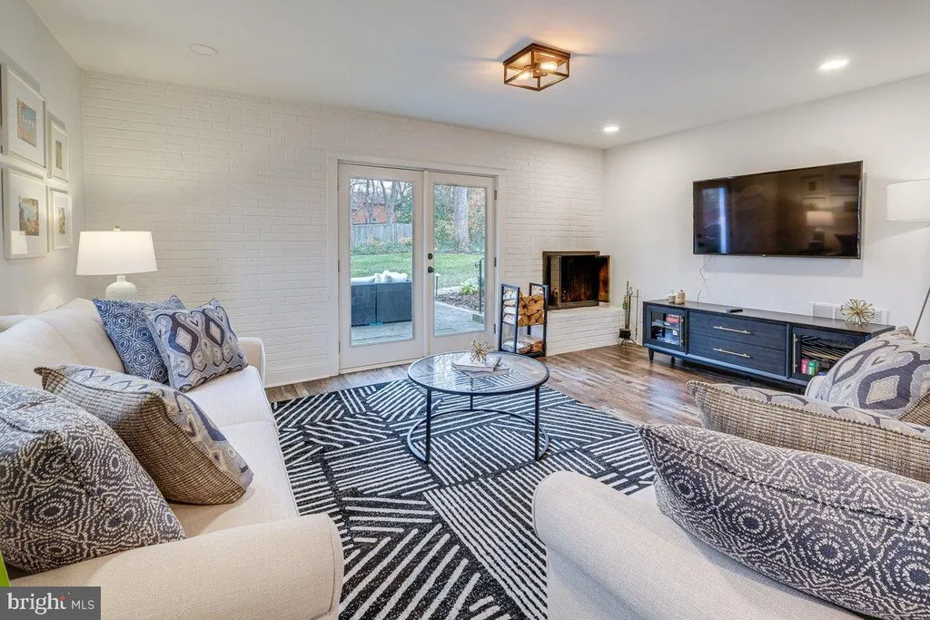 Additional image 16 of 9817 Fernwood Road, Bethesda, MD 20817