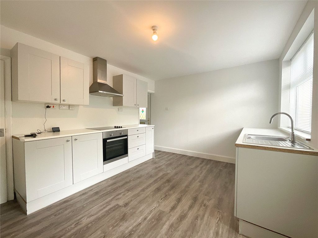 Additional image 2 of 2 bed end terrace house to rentBucks Hill, Nuneaton, Warwickshire CV10