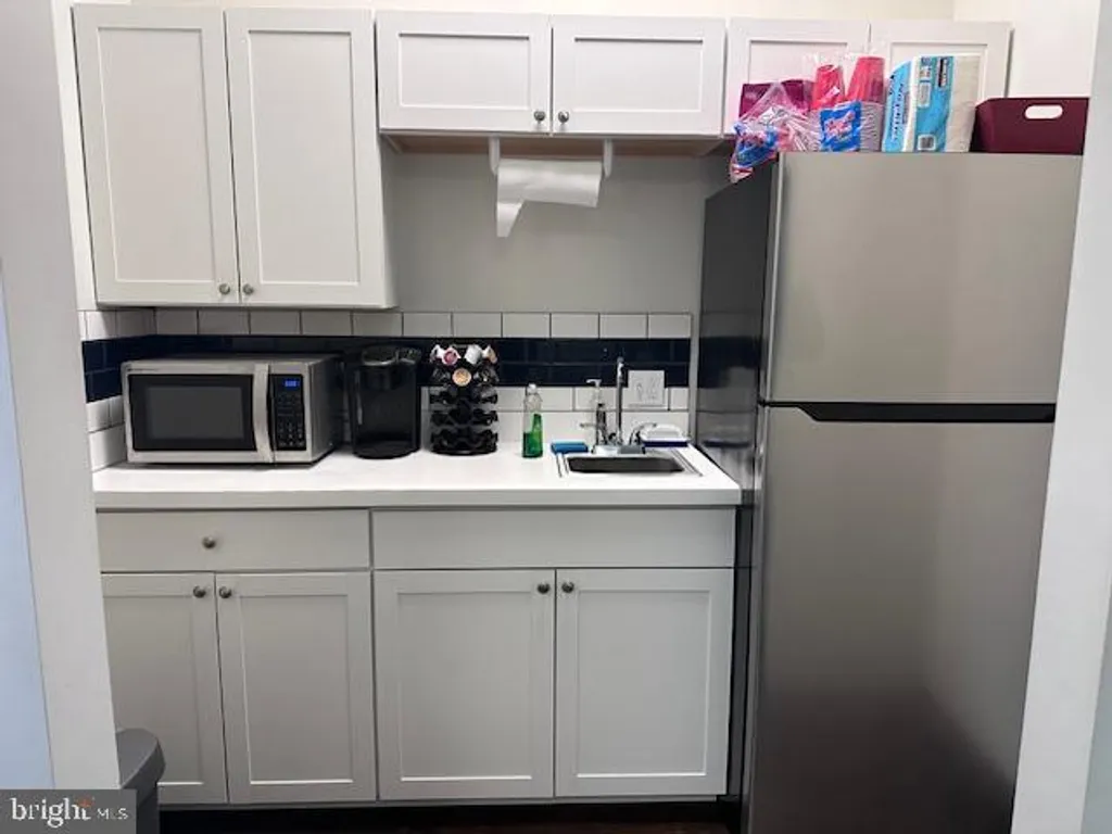 Additional image 7 of 8900 Edgeworth Drive Unit U, Capitol Heights, MD 20743