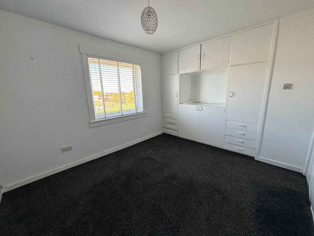 Additional image 7 of 3 bed flat to rentBuchan Road, Troon, South Ayrshire KA10