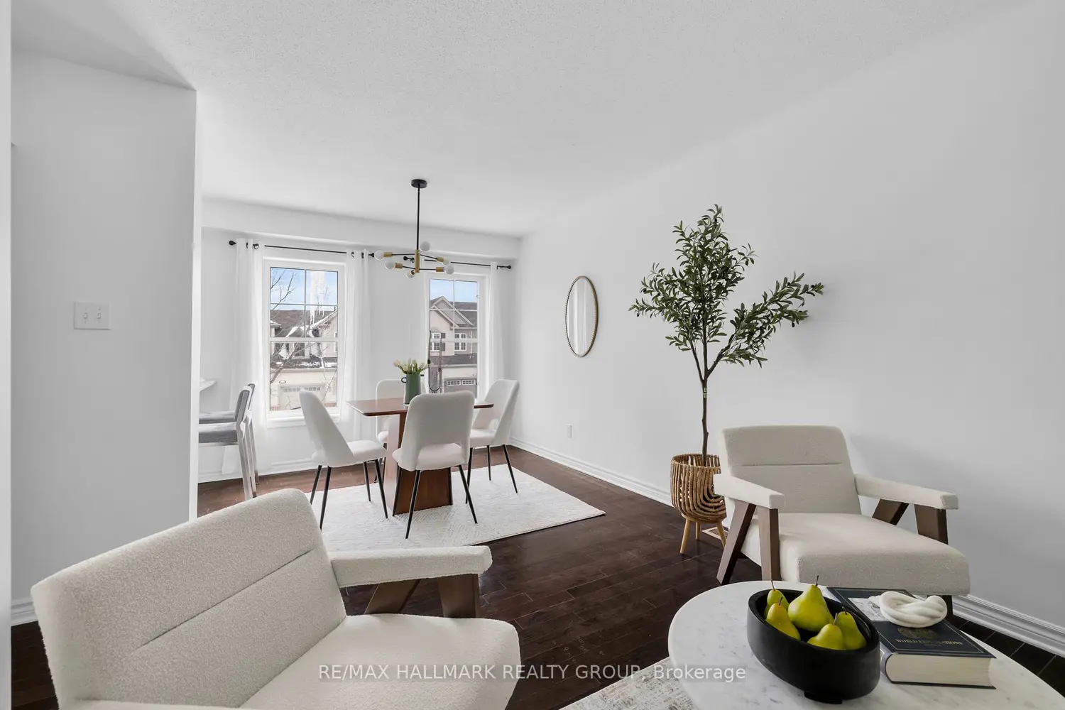 257 Aquilo Crescent photo 5