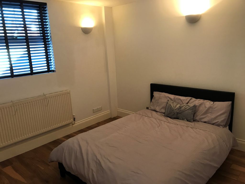 Additional image 10 of 2 bed flat to rentCardigan Road, Headingley, Leeds LS6