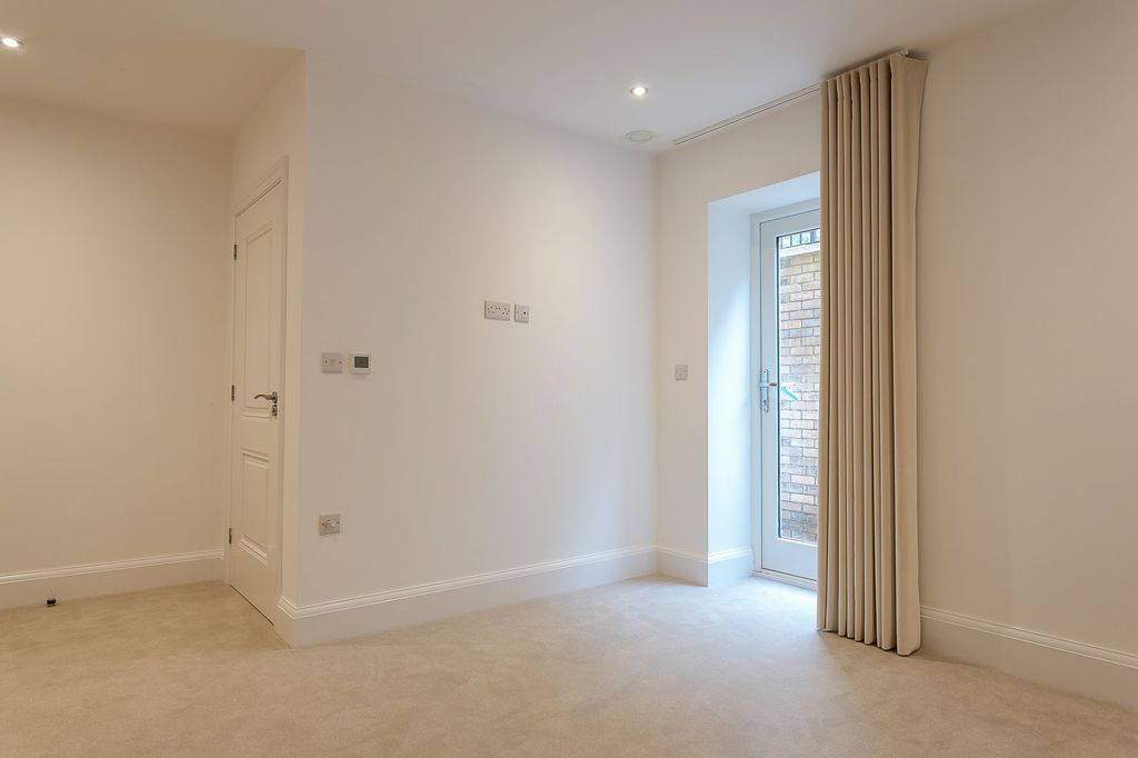 Additional image 16 of 2 bed flat to rentThe Oval, Harrogate HG2