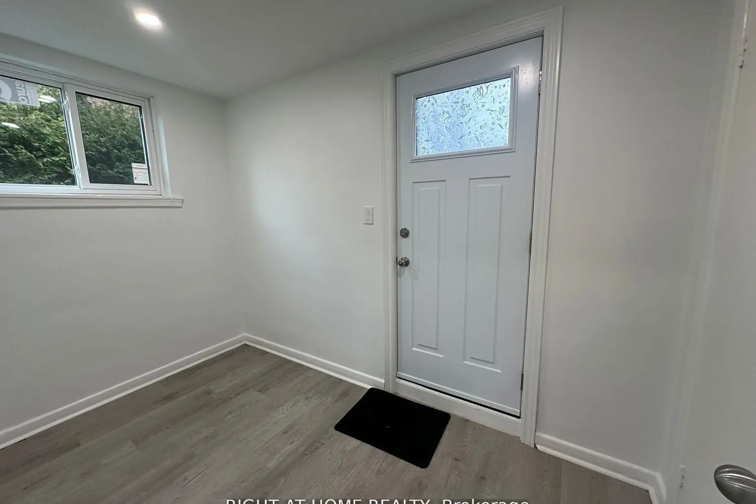 Additional image 6 of 606 Lansdowne Drive