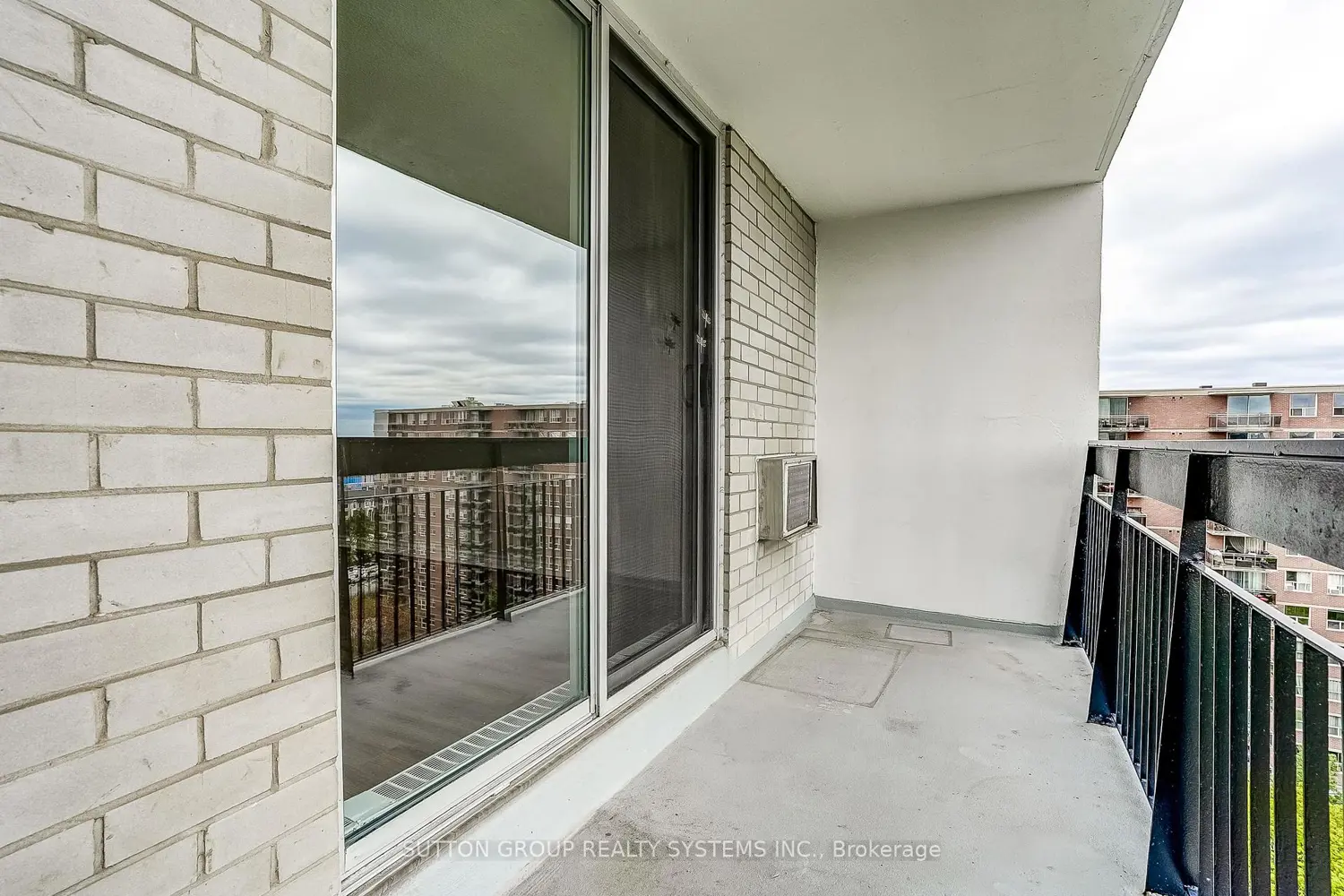 Additional image 5 of 1100 Caven Street 1211