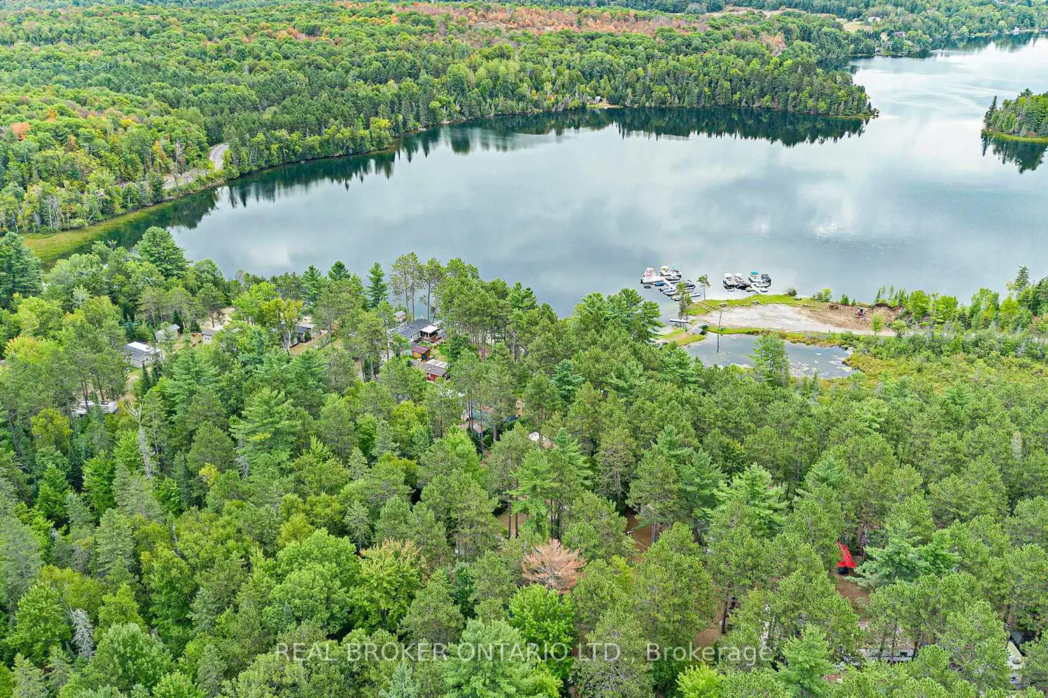 Additional image 18 of 240 Pinewood Park Road H10