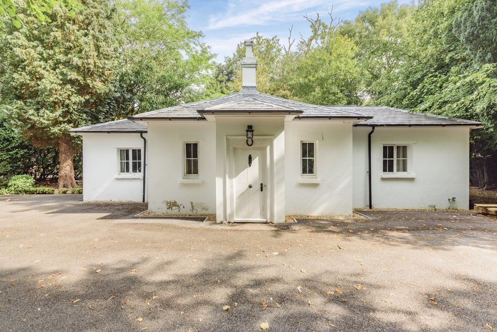 Additional image 10 of 6 bed equestrian for saleBurghfield Common, Reading, Berkshire RG7