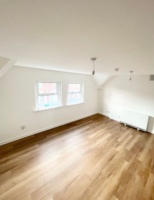 Additional image 2 of 1 bed flat to rentHolton Road, Barry CF63