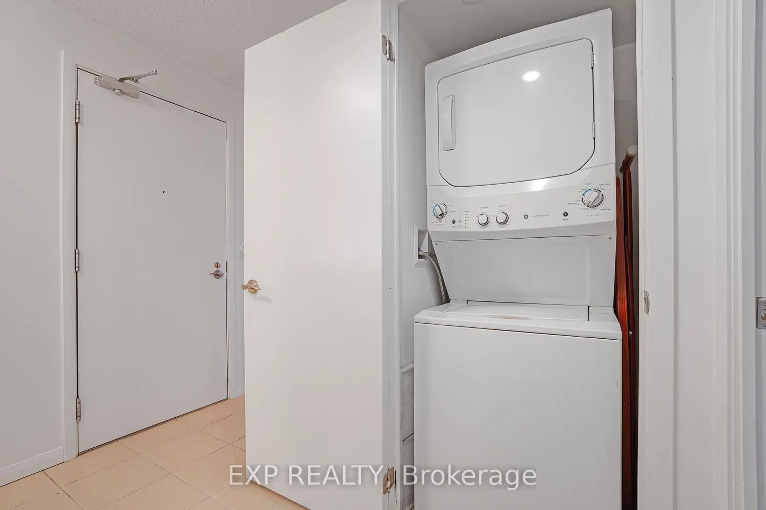 Additional image 14 of 830 Lawrence Avenue 729