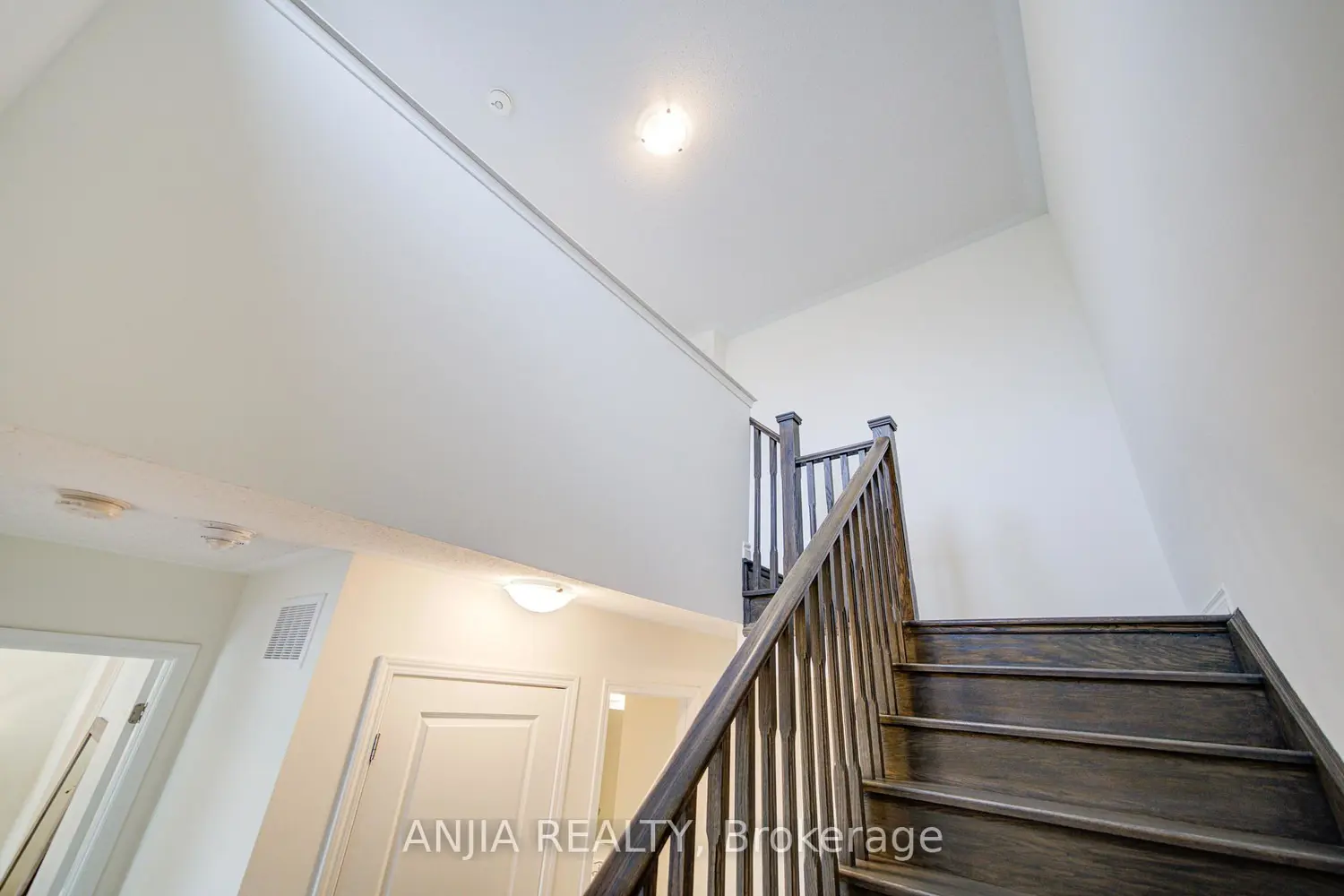 Additional image 16 of 16 Adam Sellers Street