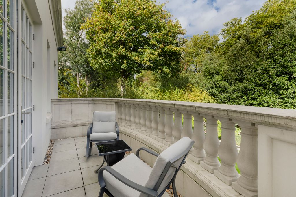 Additional image 11 of 10 bed property for saleAvenue Road, St Johns Wood, London NW8