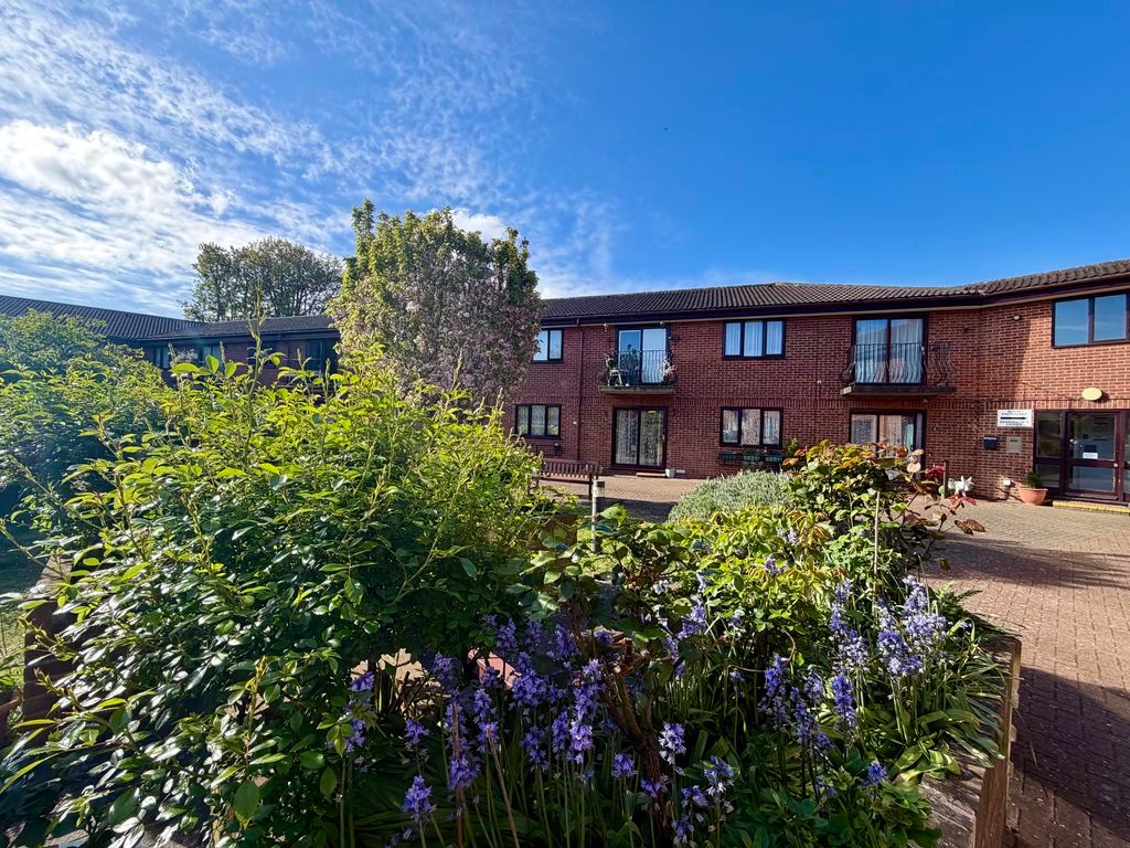 Additional image 9 of 1 bed property for saleChancery Court, Downs Avenue, Dartford DA1