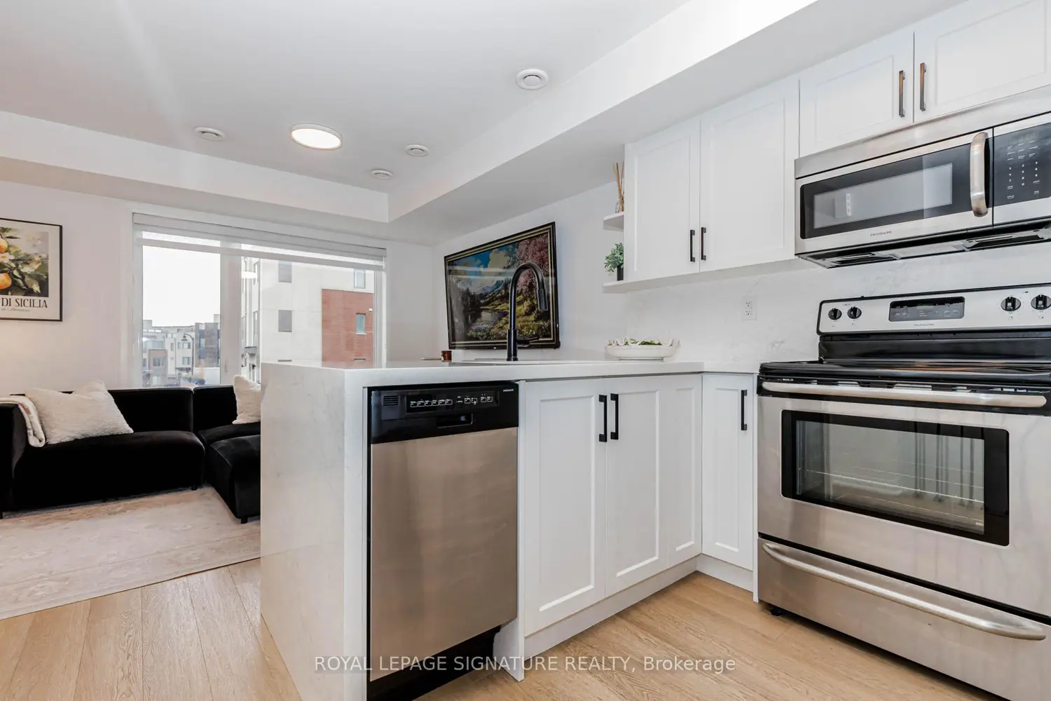 171 William Duncan Road 3