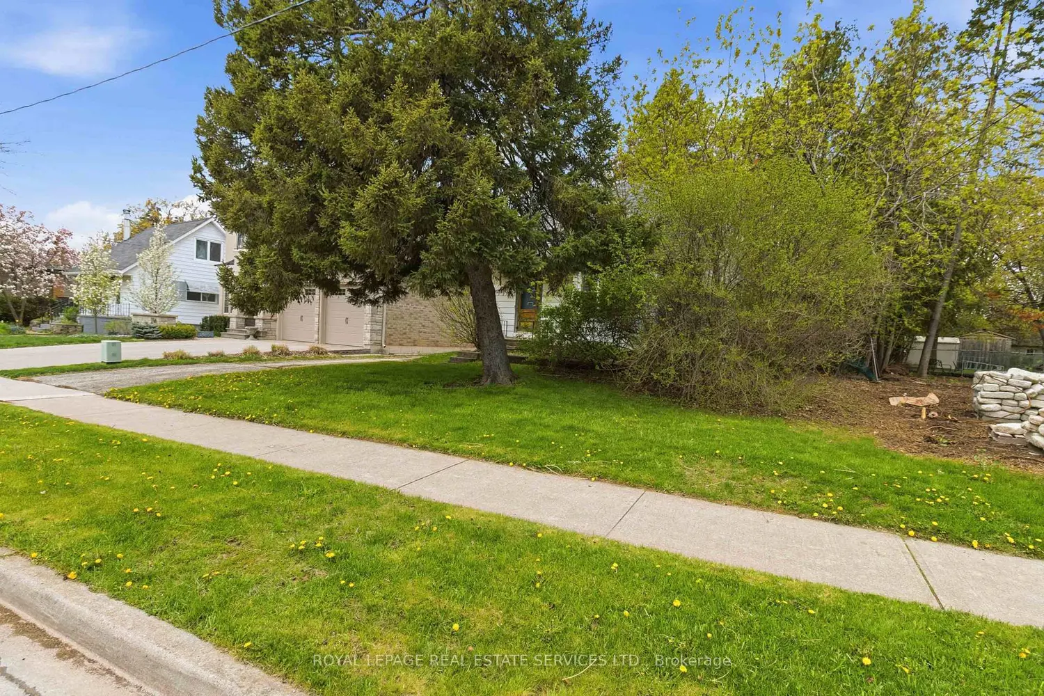 Additional image 3 of 218 Jennings Crescent