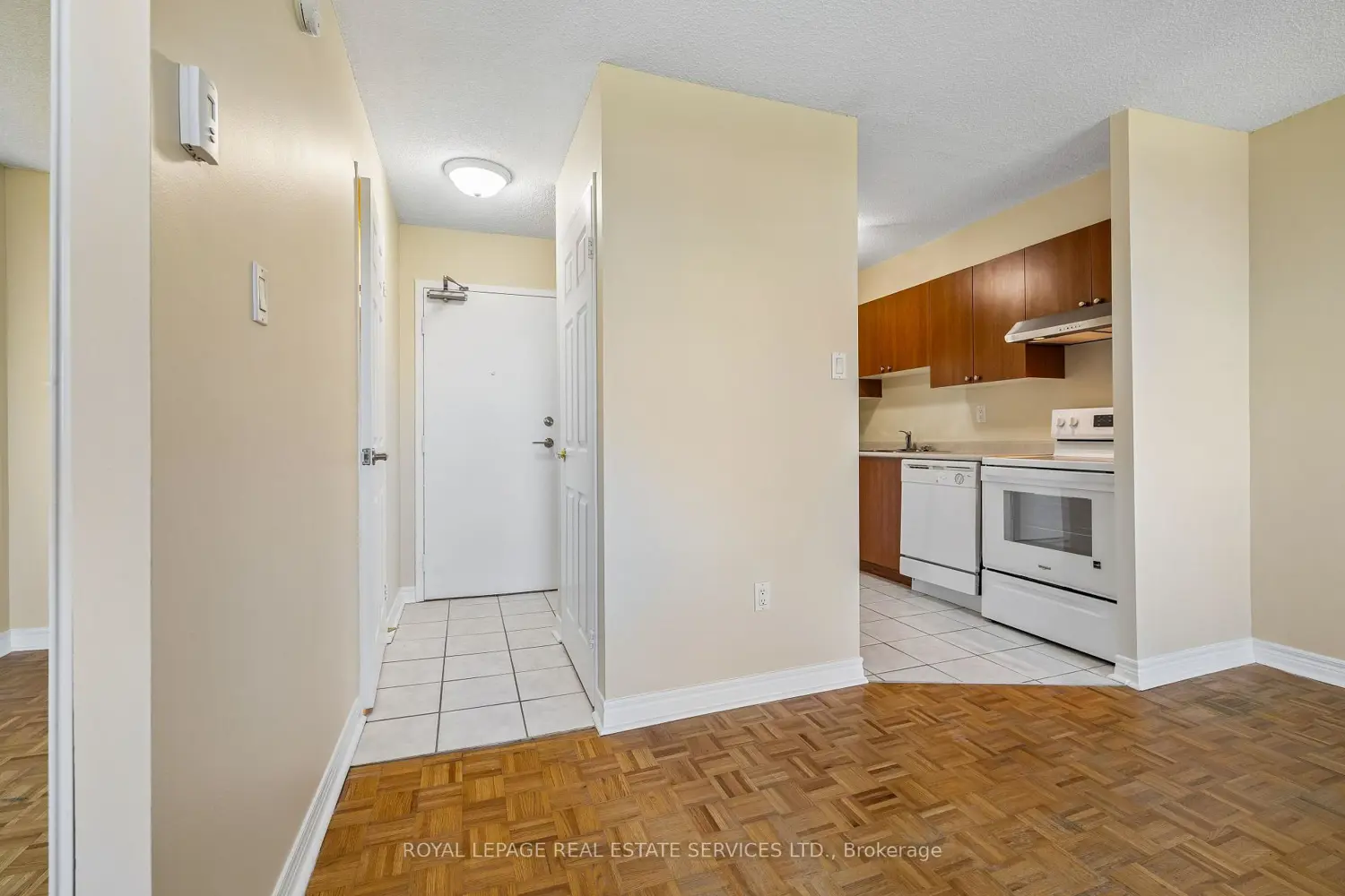 Additional image 3 of 3501 Glen Erin Drive 311