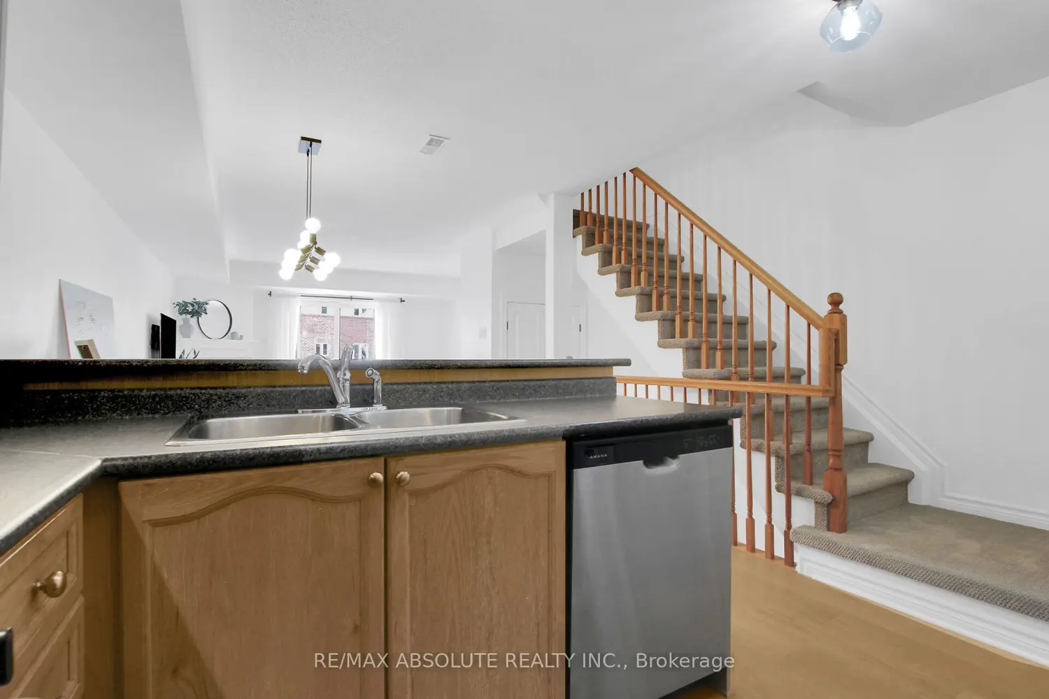 Additional image 9 of 1350 Guthrie Street