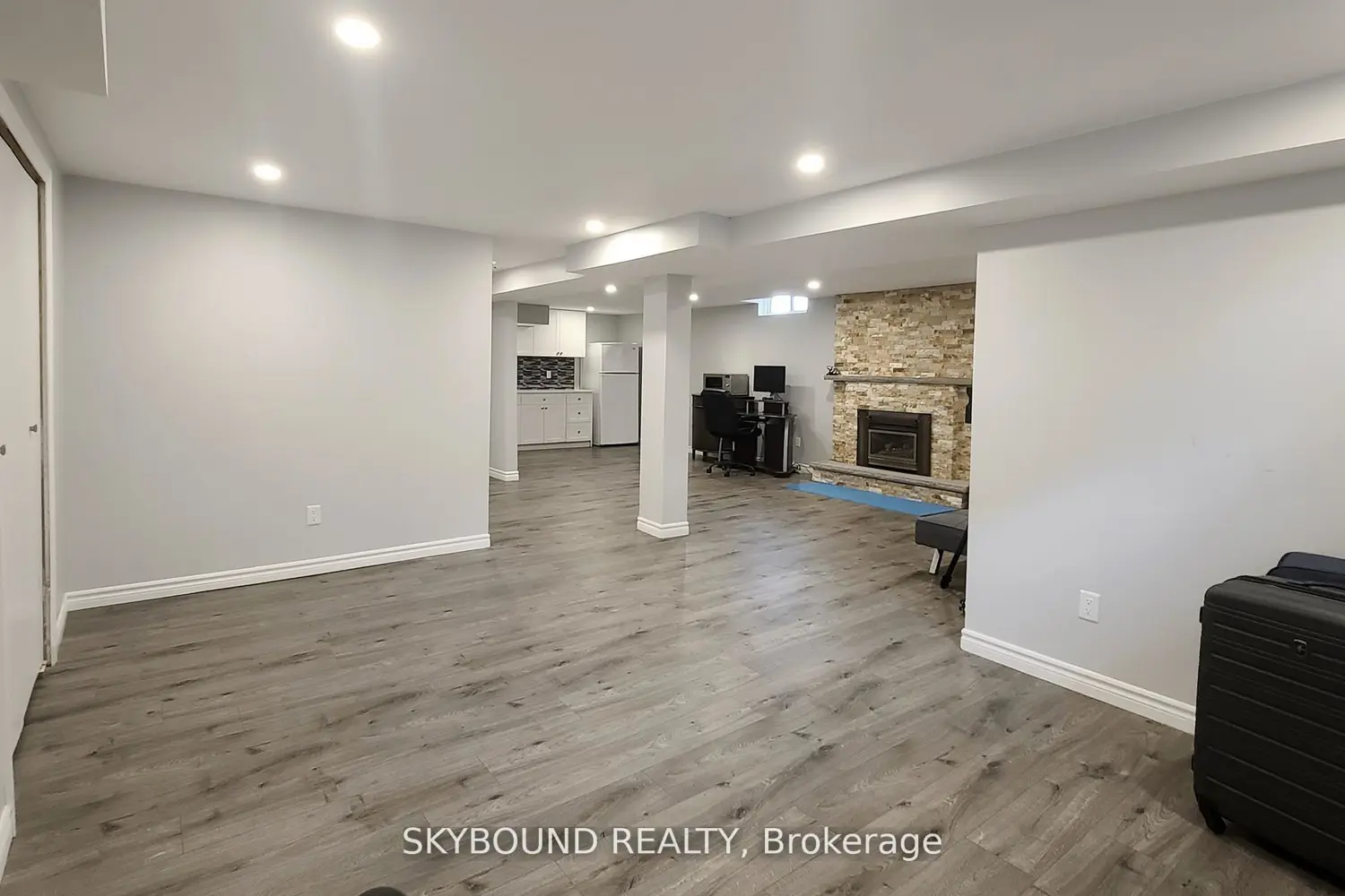 Additional image 14 of 2088 Madden Boulevard