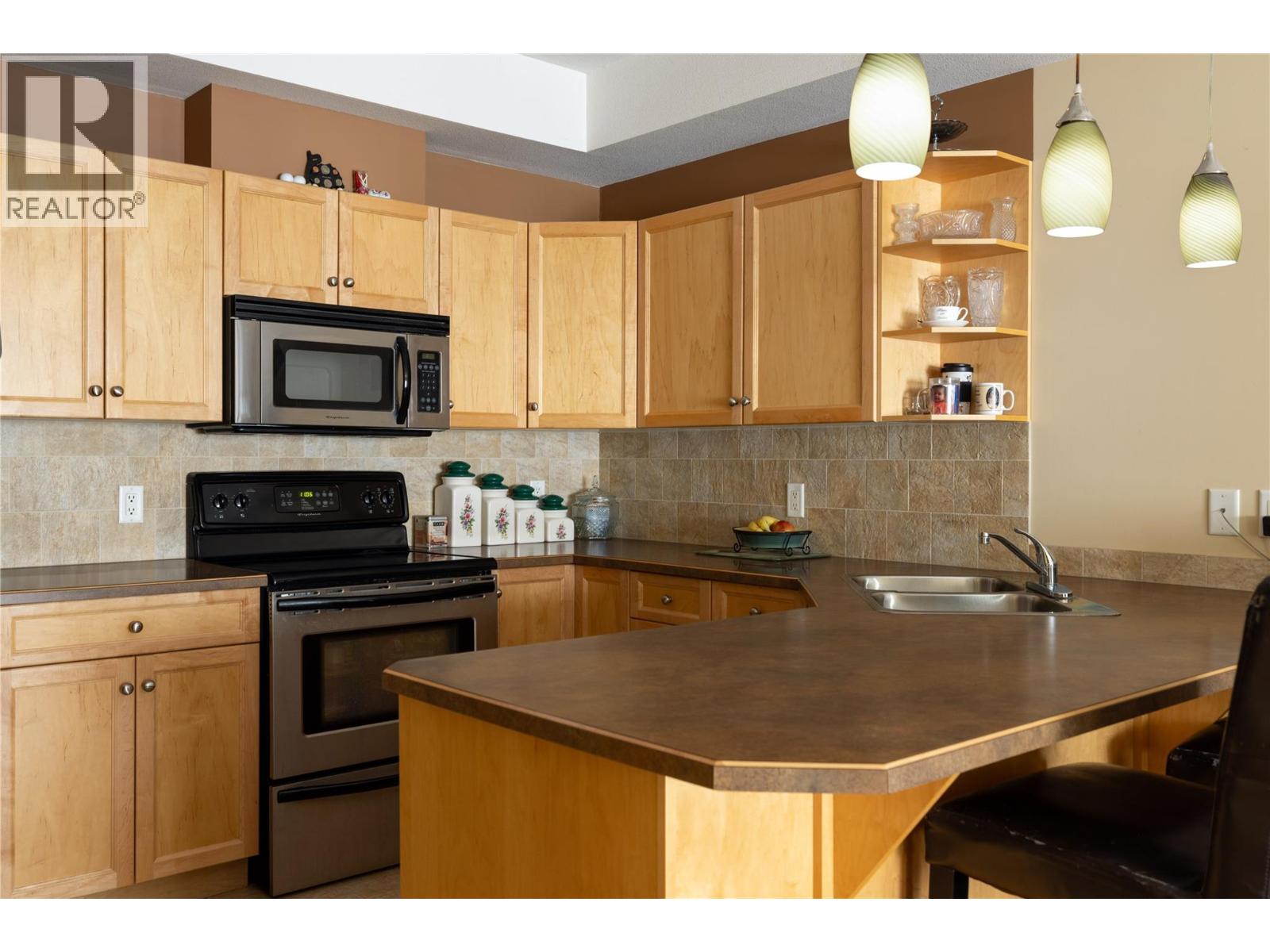 Additional image 4 of 108-2120 Shannon Ridge Drive, West Kelowna, BC, V4T2Z3