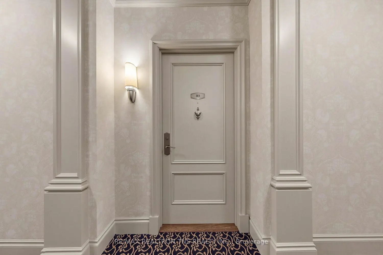 Additional image 4 of 10101 Yonge Street 313
