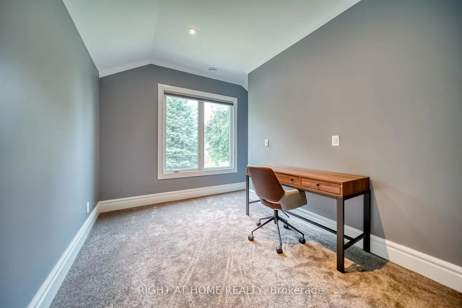 Additional image 11 of 44 Royal Henley Boulevard