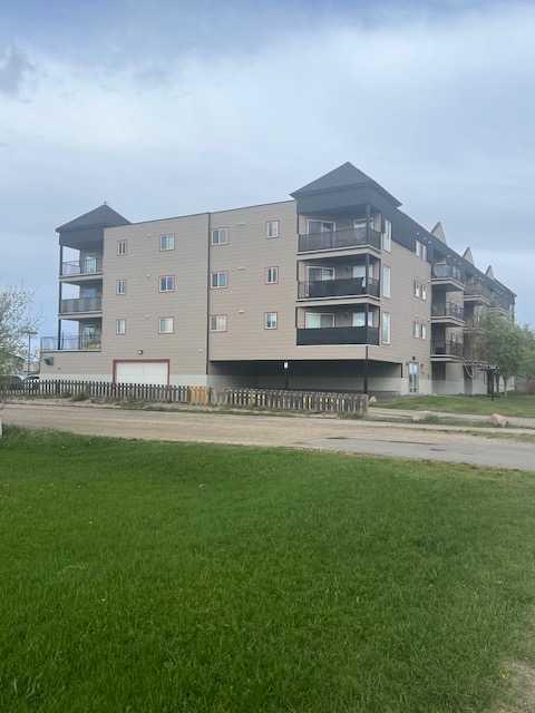 Additional image 2 of 302-4502 52 Avenue, Whitecourt, AB, T7S 1R9